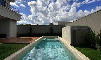 Imagem 3: SOBRADO ESTILO NEOCLÁSSICO À VENDA NO CONDOMÍNIO VEREDAS DE FRANCA