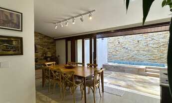 Imagem: Casa à venda no condomínio Villaggio Venice