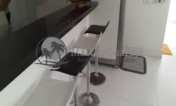 Imagem 7: Apartamento totalmente reformado e climatizado, 2+1 dormitórios, 2 vagas de garagem