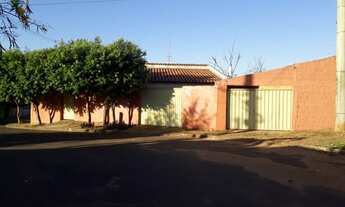 Imagem 3: 2 dormitórios, 1 suítes, 3 vagas na garagem