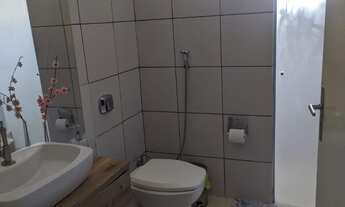 Imagem 7: 4 dormitórios, 1 suítes, 2 vagas na garagem, 106M² de Área Construída