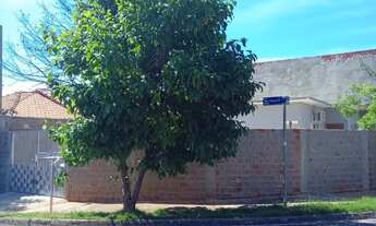 Imagem: 2 dormitórios, 1 banheiros, 1 vaga na garagem