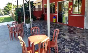 Imagem 4: Ampla residência e Loja (sorveteria e lanchonete) a 200metros da praia do Nereidas Guaratu