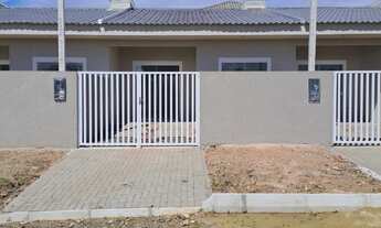 Imagem 2: Excelente Imóvel Novo com Ótimo Acabamento na Pintura e Piso em Porcelanato