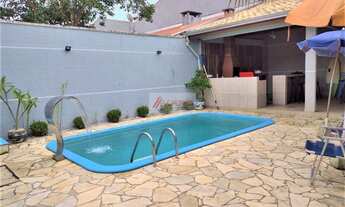 Imagem: Excelente Residência com piscina região