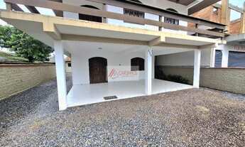 Imagem 2: Excelente Residência Ampla no Bairro Piçarras