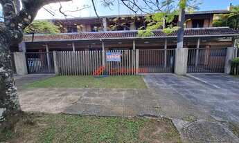 Imagem: Excelente Sobrado Próximo da Praia Central