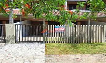 Imagem: Excelente Sobrado Próximo da Praia Central