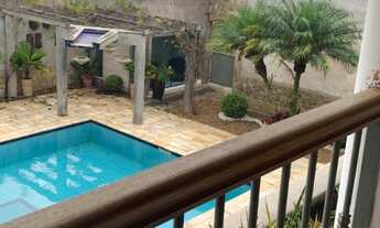 Imagem 3: 3 dormitórios, 1 suítes, 5 banheiro, 4 vagas na garagem