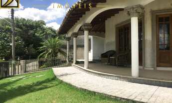 Imagem 2: 3 dormitórios, 1 suítes, 5 banheiro, 4 vagas na garagem