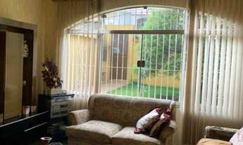 Imagem: Linda casa de esquina em Nova Caieiras