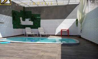 Imagem: 3 dormitórios, 3 banheiro, 2 vagas na garagem