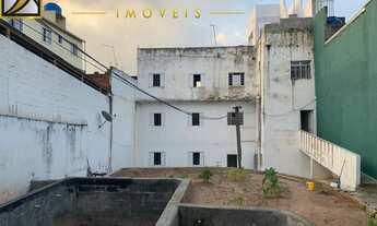 Imagem: 6 dormitórios, 3 banheiro