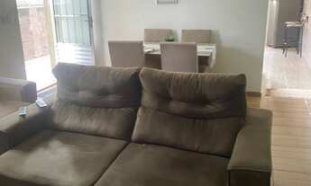 Imagem 3: 1 dormitório, 1 suítes, 2 banheiro, 2 vagas na garagem