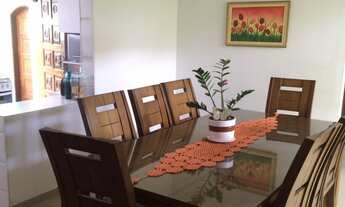 Imagem 7: 2 dormitórios, 1 suítes, 4 banheiro, 2 vagas na garagem, 275M² de Área Construída