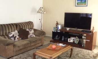 Imagem 2: 2 dormitórios, 1 suítes, 4 banheiro, 2 vagas na garagem, 275M² de Área Construída