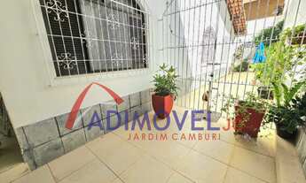 Imagem 4: Casa Linear em Jardim Camburi! Com 3 Quartos, 1 Suíte, 3 Vagas, 230m²