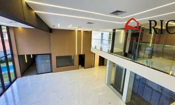 Imagem 5: Mansão Triplex à Venda no Condomínio Mansões com Elevador, Piscina, SPA e 1.485m² de Área