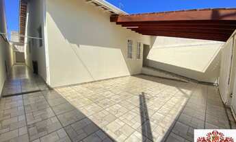 Imagem: Venda Casa Térrea com 3 Dormitórios (sendo