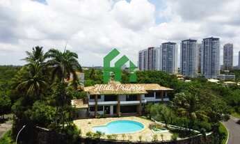 Imagem 2: Imperdível, casa à venda no coração de Patamares, com vista mar, piscina e 1.520m² de terr