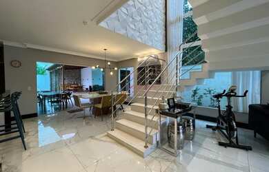 Imagem 5: Casa Duplex finamente montada a uma quadra do mar em Interlagos!