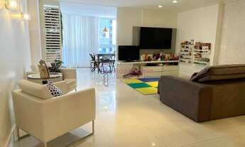 Imagem 6: Apartamento de 4 quartos transformados em 3 com vista mar em Itapuã!