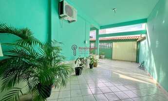 Imagem 3: Ampla casa de 3 andares, com quintal e terraço em Ataíde!