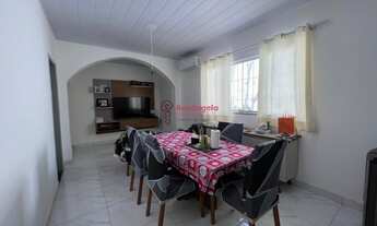 Imagem 4: Espetacular Casa à Venda no Santa Mônica de Guarapari-ES: 50m2 do mar, 3 Quartos, 2 Suítes