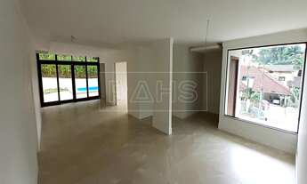 Imagem 7: Casa Alto Padrão no América - Joinville/SC