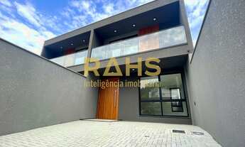 Imagem: Sobrado geminado localizado no bairro Jardim