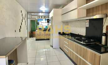 Imagem 4: Lindo sobrado semi-mobiliada e climatizada com 2 suítes, 3 vagas de garagem e completa áre