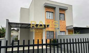 Imagem: Sobrado Geminado no Praia de Itajuba em