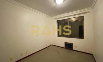 Imagem 6: Apartamento com área privativa de 205,840 m², localizado no bairro Bucarein, possuindo 2 v