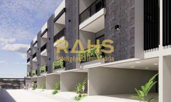 Imagem 4: Sobrado Triplex Bairro Glória (casas 2, 3 e 5