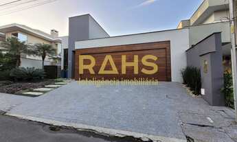 Imagem: Casa Plana à Venda no Condomínio Villagio