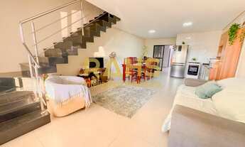 Imagem 2: Sobrado Geminado à venda no bairro Saguaçu em Joinville/SC