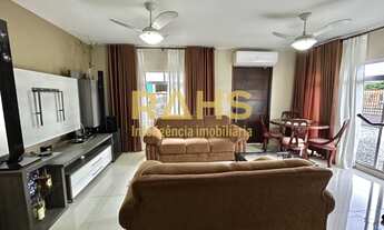 Imagem 7: Casa com 3 quartos sendo 1 suíte, 3 vagas de garagem, área de churrasqueira e amplo quinta