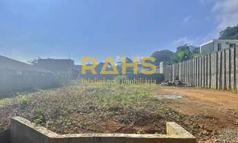 Imagem 3: Terreno plano pronto para construir já com projeto de uma linda residência com alvará de c