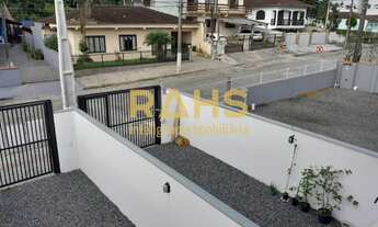 Imagem: Casa geminada com 02 suítes e 02 vagas