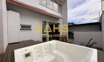 Imagem 7: Sobrado com 220 m² e Jacuzzi na área de festas à venda no Costa e Silva - Joinville SC