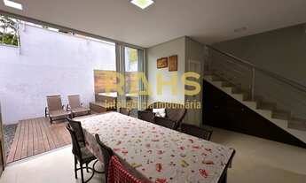 Imagem 4: Sobrado com 220 m² e Jacuzzi na área de festas à venda no Costa e Silva - Joinville SC