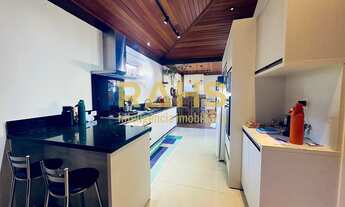 Imagem: Casa de alto padrão à venda em Joinville-SC