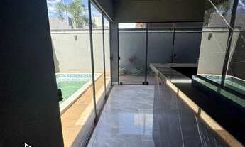 Imagem 2: Casa de alto padrão com 3 suítes e 4 vagas no Residencial Maria Júlia, São José do Rio Pre