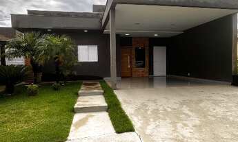 Imagem 2: Casa em Condomínio à Venda em São José do Rio Preto-SP, Residencial Maria Júlia: 3 quartos