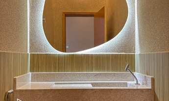 Imagem 2: Venda de Casa em Condomínio de Luxo na Quinta do Lago Lac Leman - 3 Quartos, 2 Suítes, 1 S