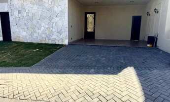 Imagem: Imperdível casa em condomínio à venda