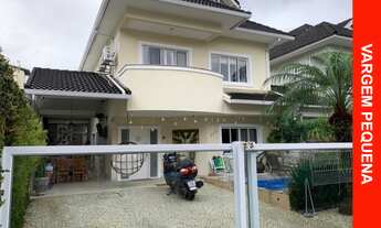 Imagem: Venda de Casa em Condomínio de Luxo em