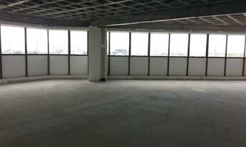 Imagem 2: Oportunidade única: Sala comercial de alto padrão no Empresarial Rio Mar Trade Center, 161