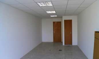 Imagem 2: Imperdível Sala Comercial no Empresarial Rio Mar Trade Center - 1 sala, 1 banheiro, 1 vaga