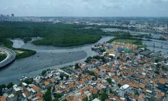 Imagem 2: Sala comercial de alto padrão para locação no Empresarial Rio Mar Trade Center, no Pina, R